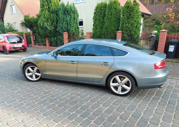 Audi A5 cena 44800 przebieg: 284000, rok produkcji 2011 z Góra małe 172